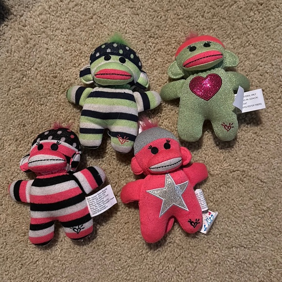 Justice sock monkeys - Picture 1 of 2